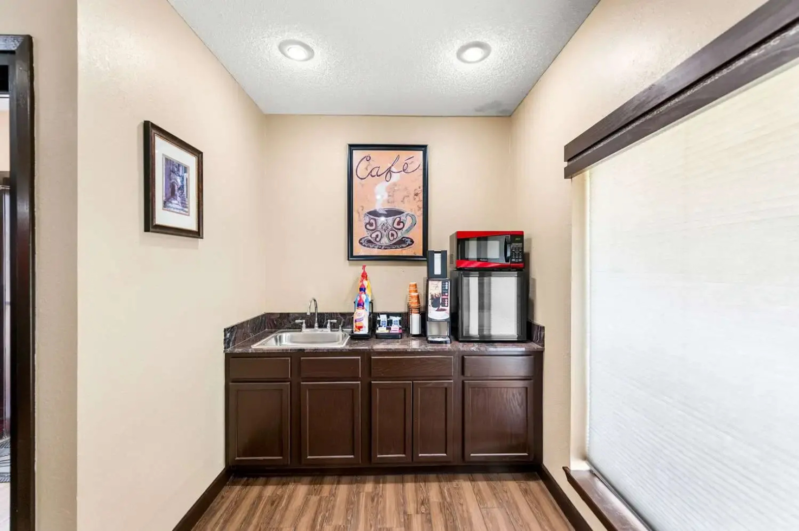 Econo Lodge Texarkana I-30