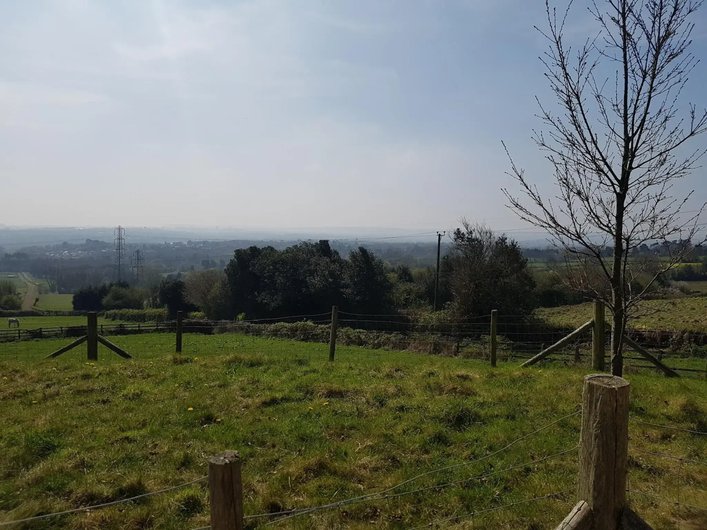 Secret Lodge by Cardiff Holiday Homes