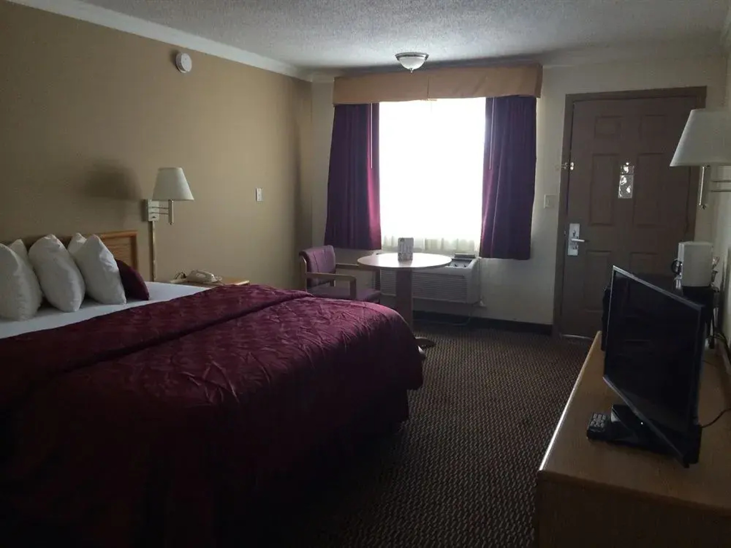 Super 8 Junction City