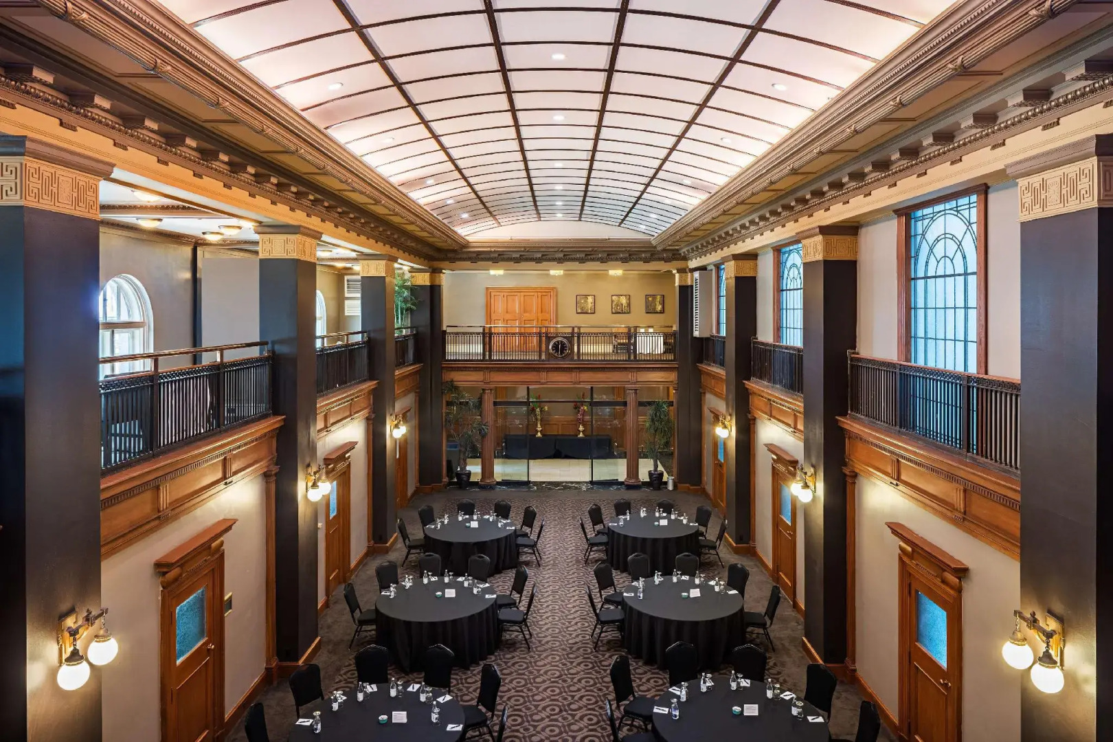 One King West Hotel & Residence