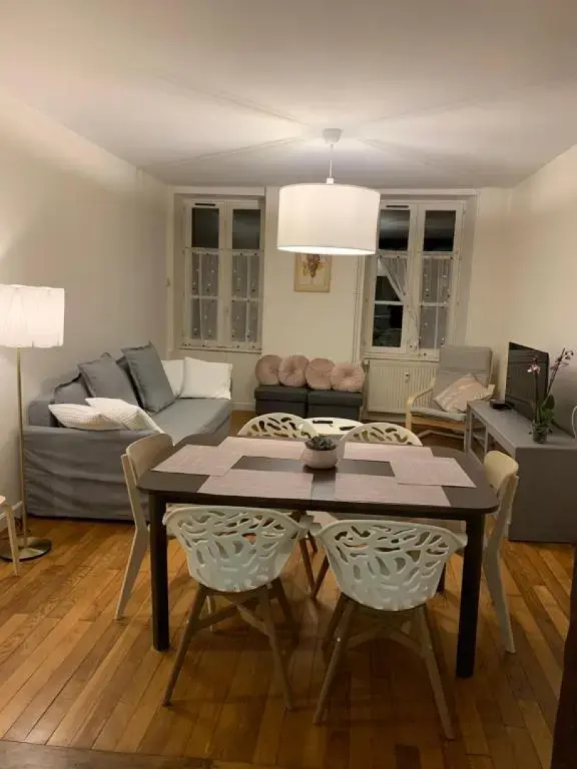 Grand appartement tout confort en plein coeur d'Arbois