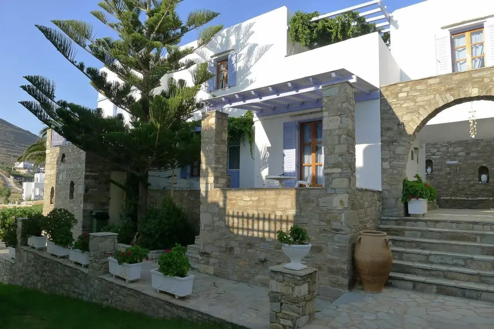 Elena Studios and Apartments