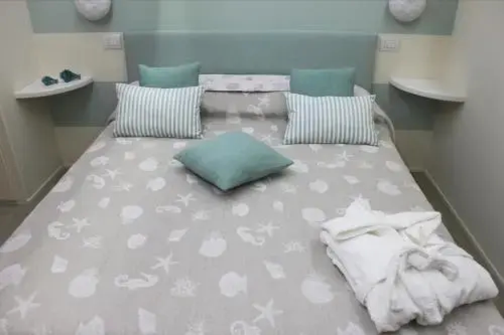 Clara's House