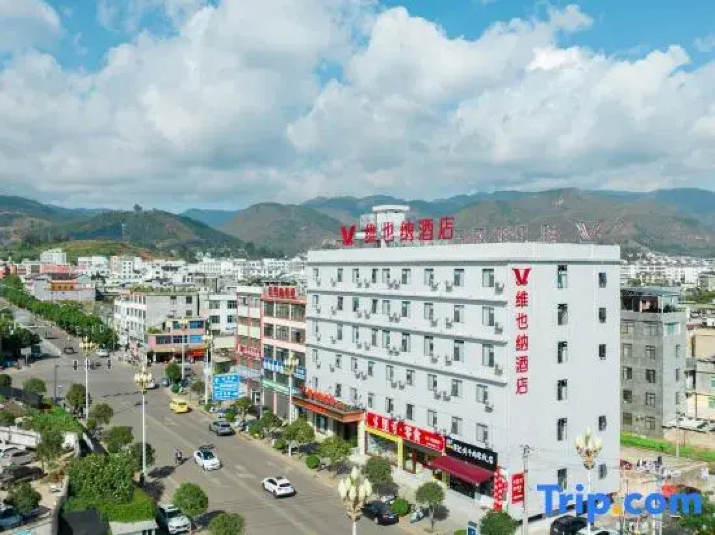 Vienna Hotel (Huili Ancient City Hotel)