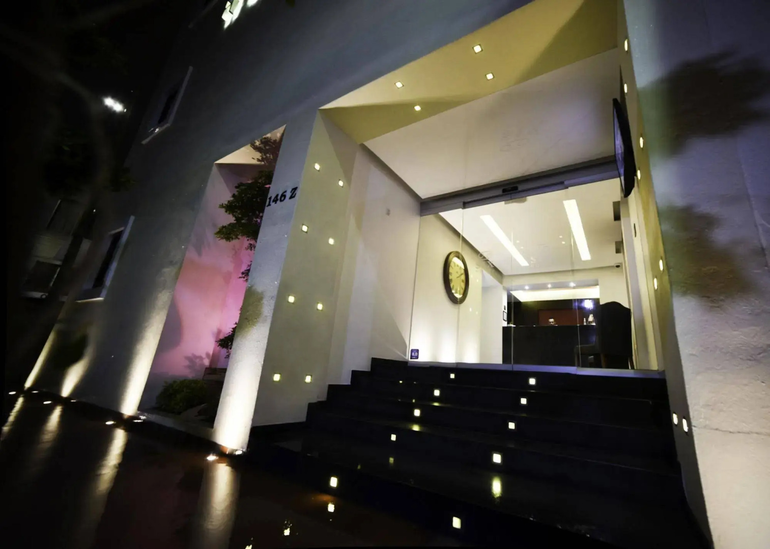 Six Hotel Guadalajara Expiatorio