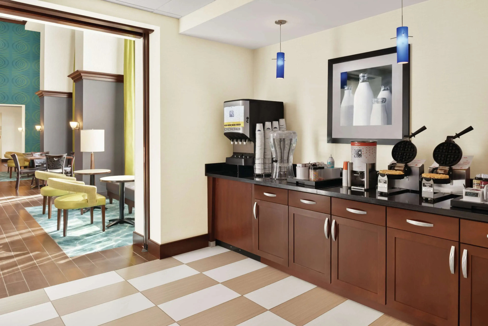 Hampton Inn & Suites Mishawaka/South Bend at Heritage Square