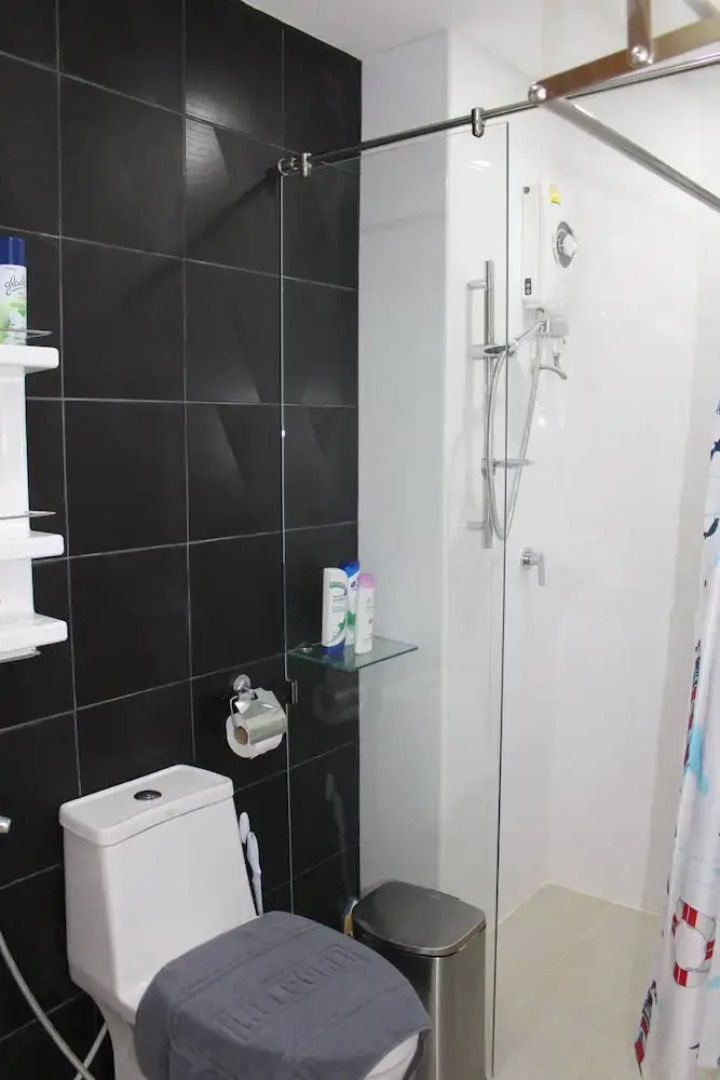 Ozone Condotel Apt 716