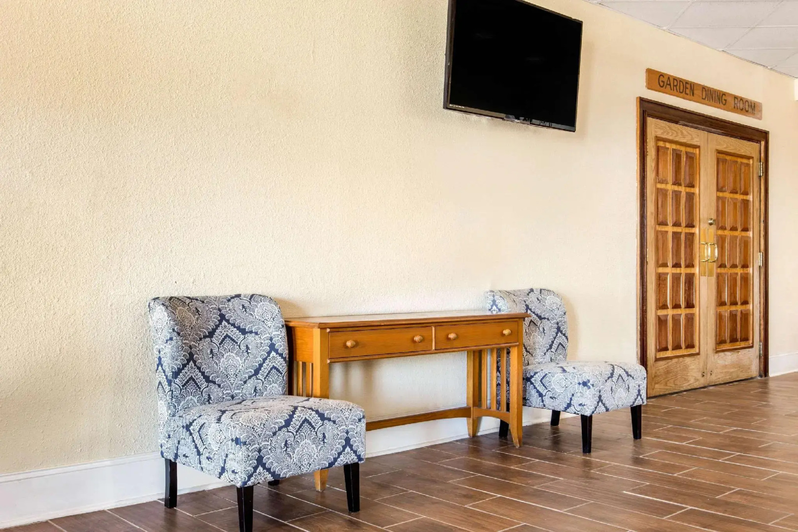 Ramada by Wyndham Santee I-95