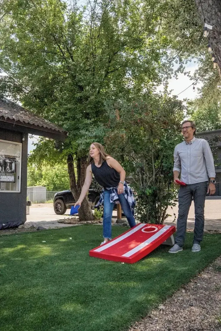 Trailhead Cabins & Lodging