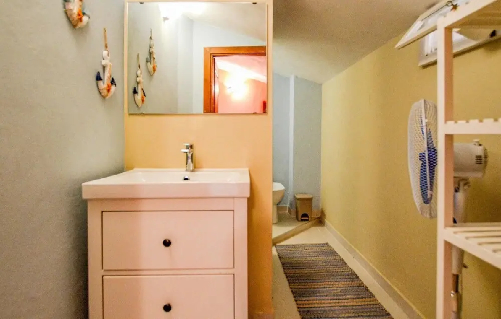 Stunning Home in Arezzo With 5 Bedrooms, Jacuzzi and Wifi