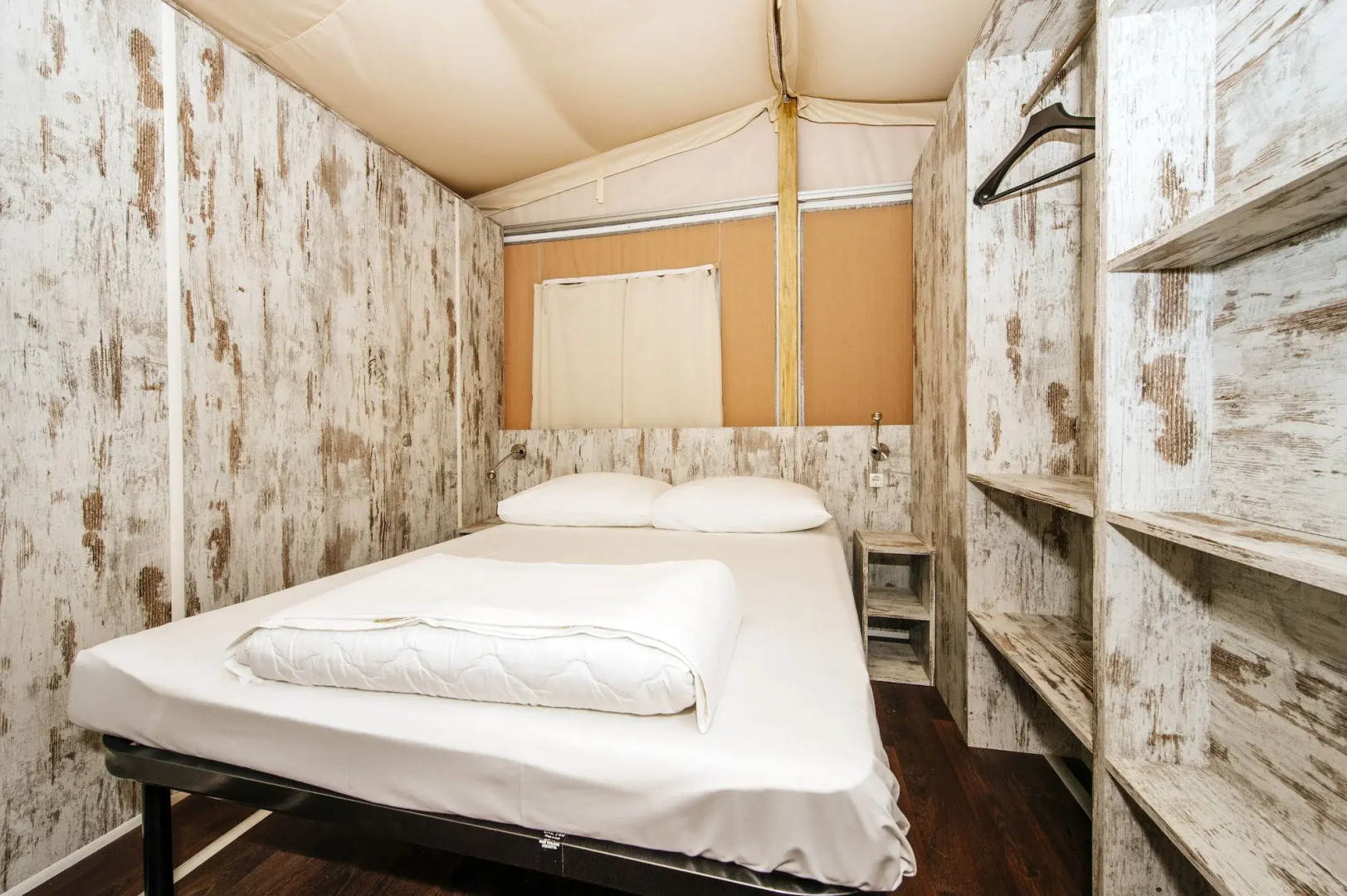 Zaton Holiday Resort Camping homes