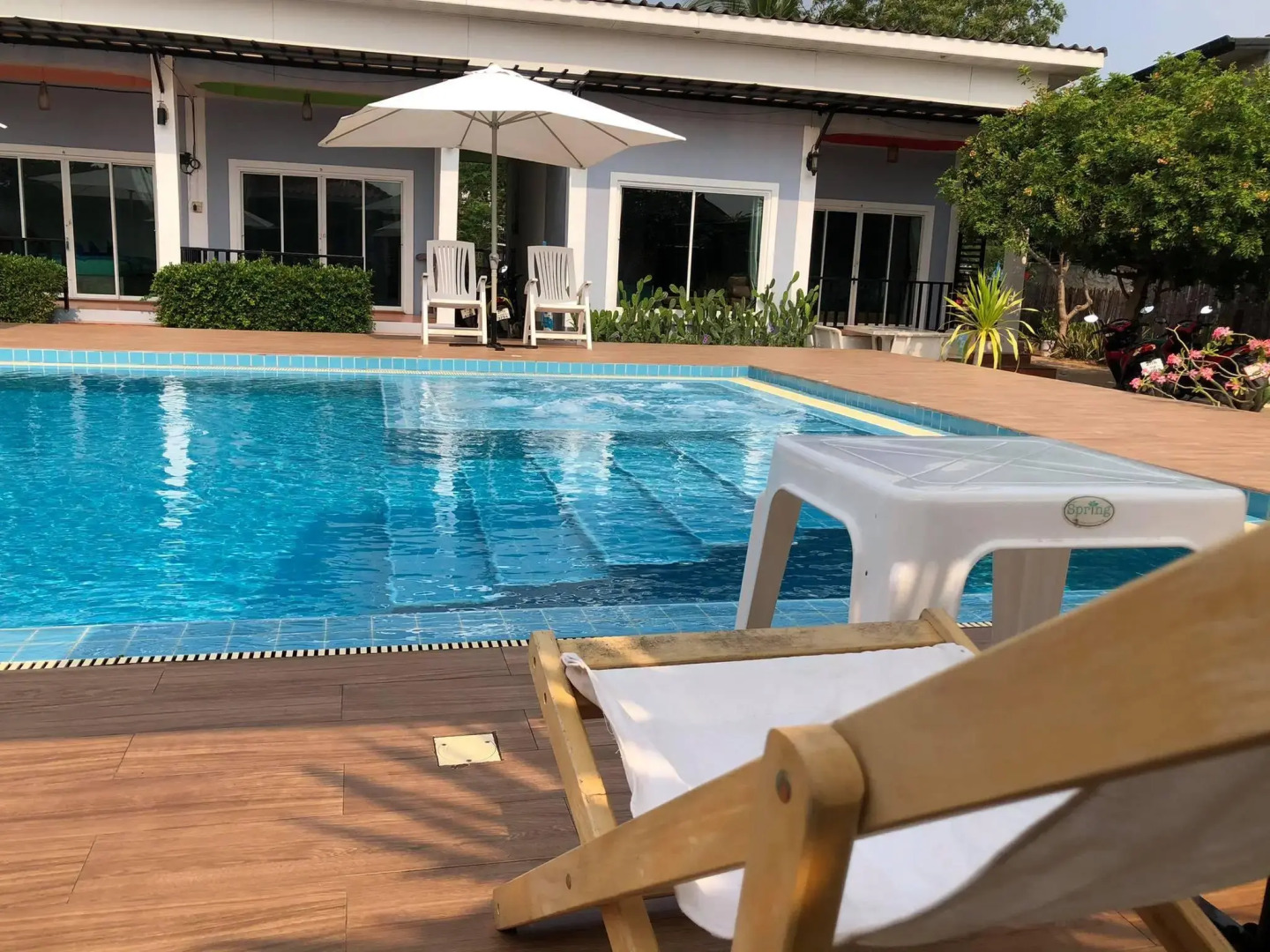 Baan Captain Hook at Koh Larn