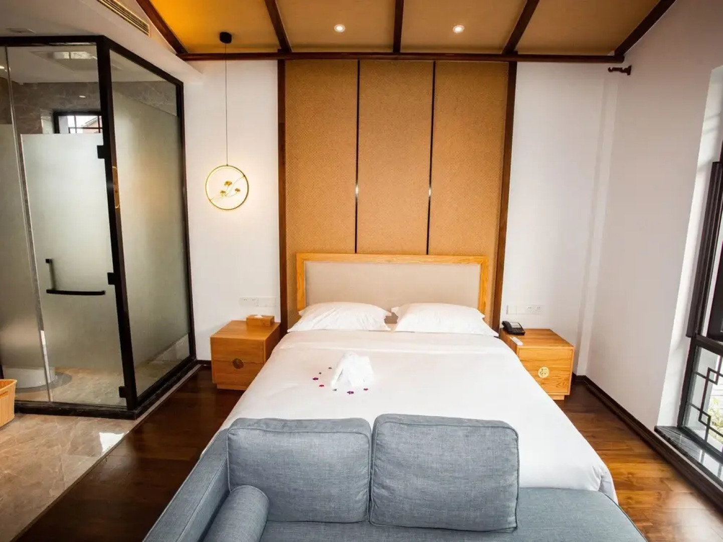 Yuanxiang Hot Spring Resort Hotel