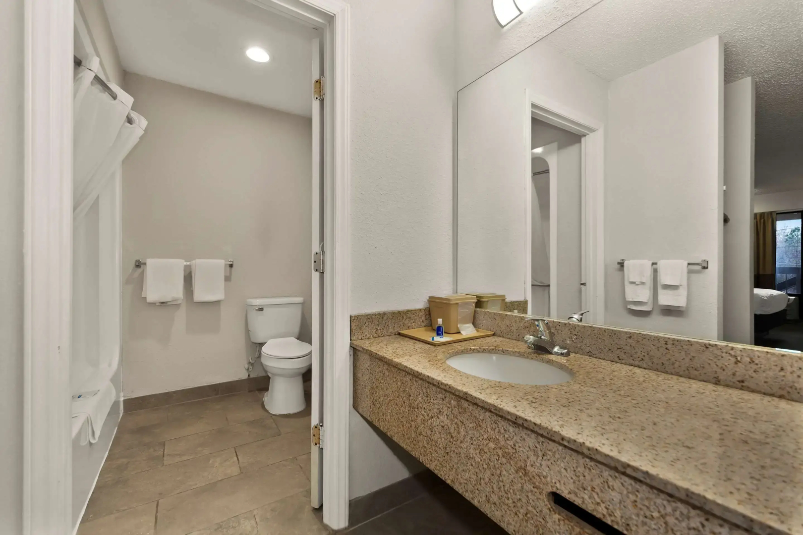 Rodeway Inn Lumberton Central
