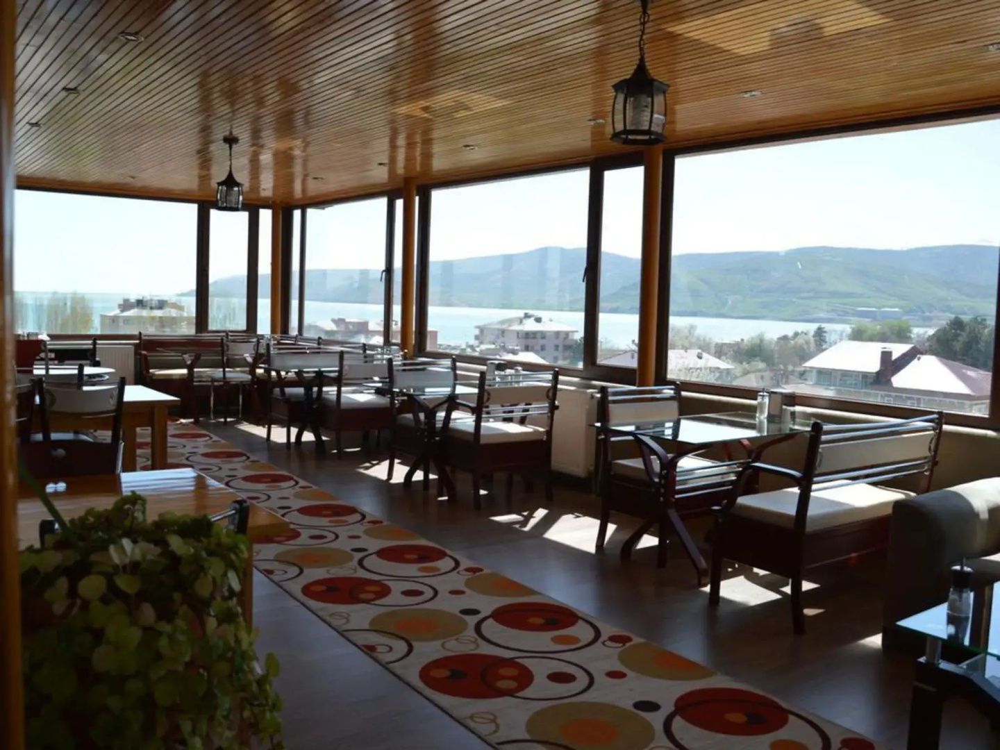 Hotel Dinc