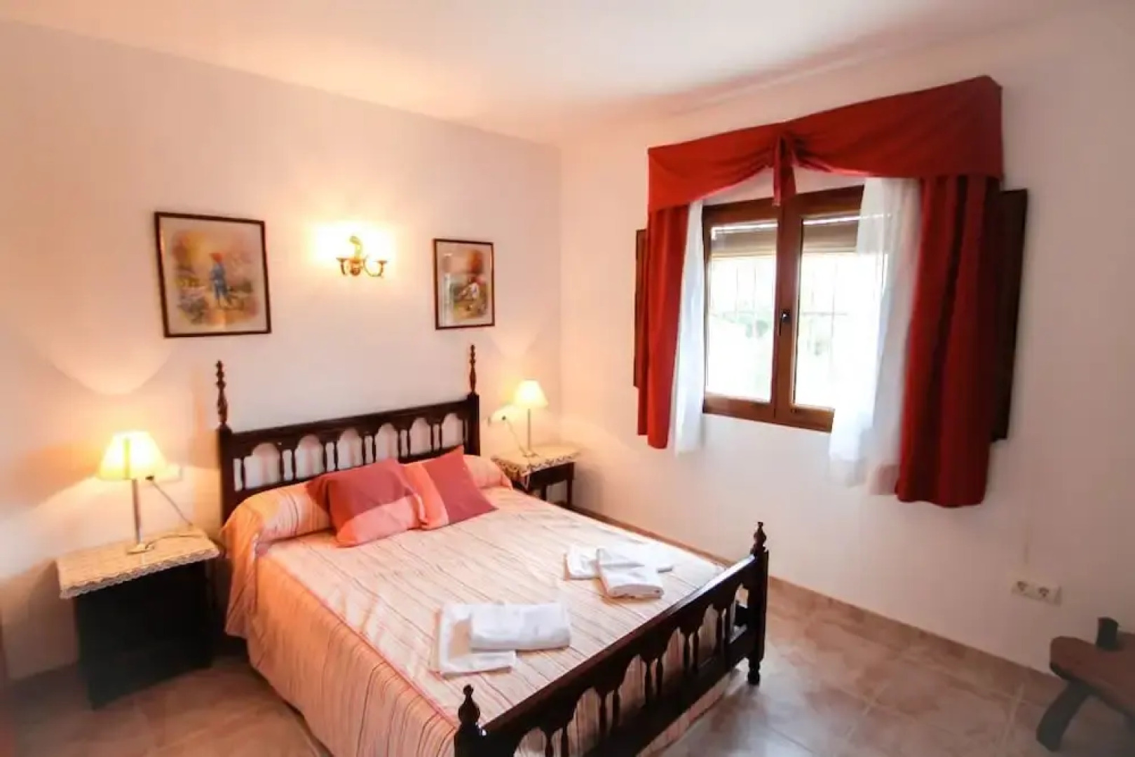 Mariros - pretty holiday property with garden and private pool in Moraira