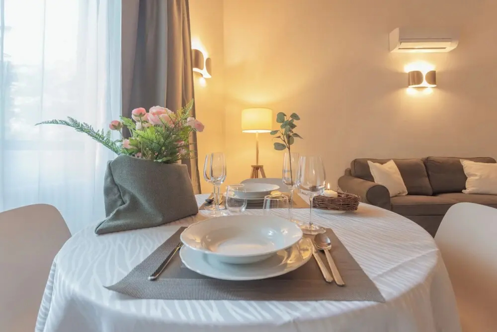 Luxury Apartments in Villa Cardinal Ciceri by Rent all Como