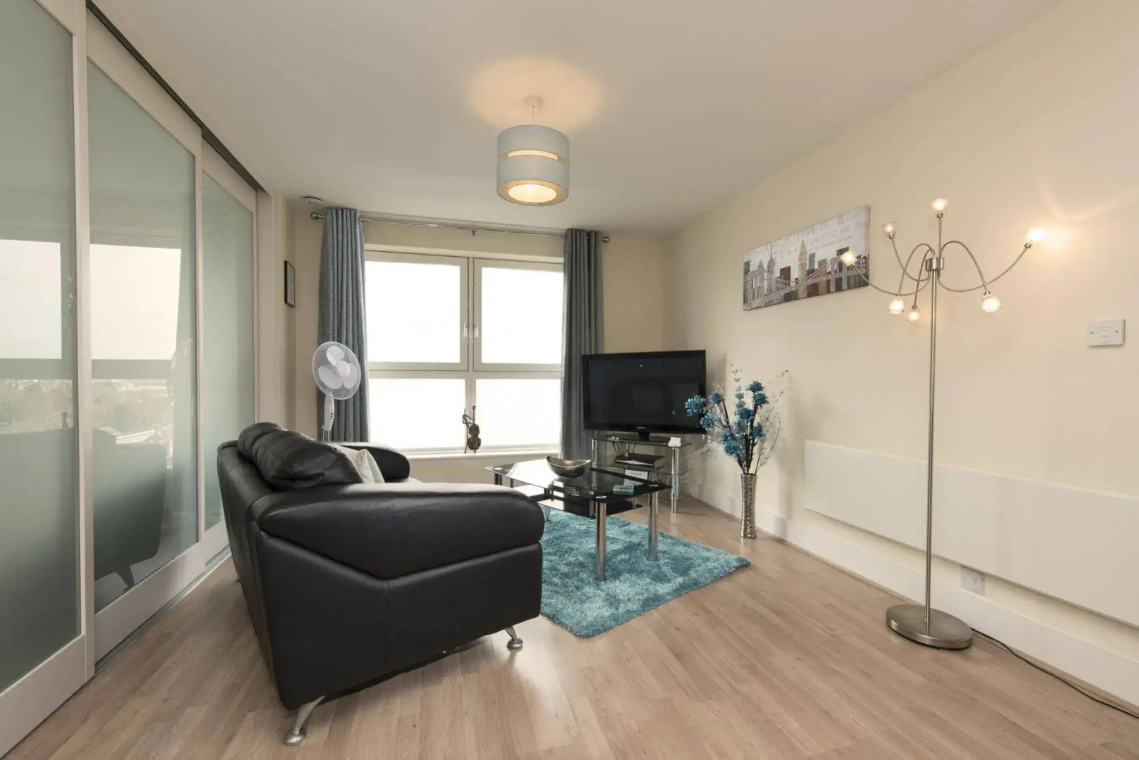 Smart Stay Skyline Plaza