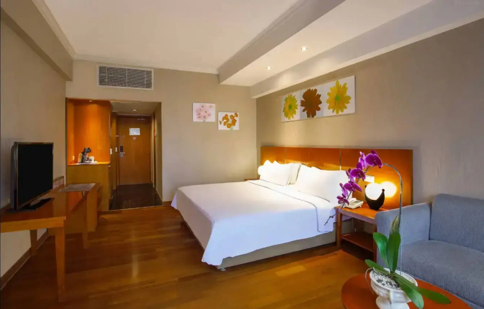 Artotel Gelora Senayan Jakarta