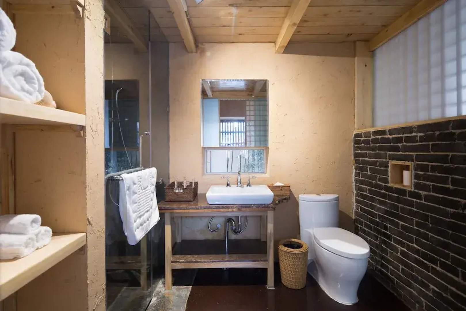 Countryside Luxury Hotel