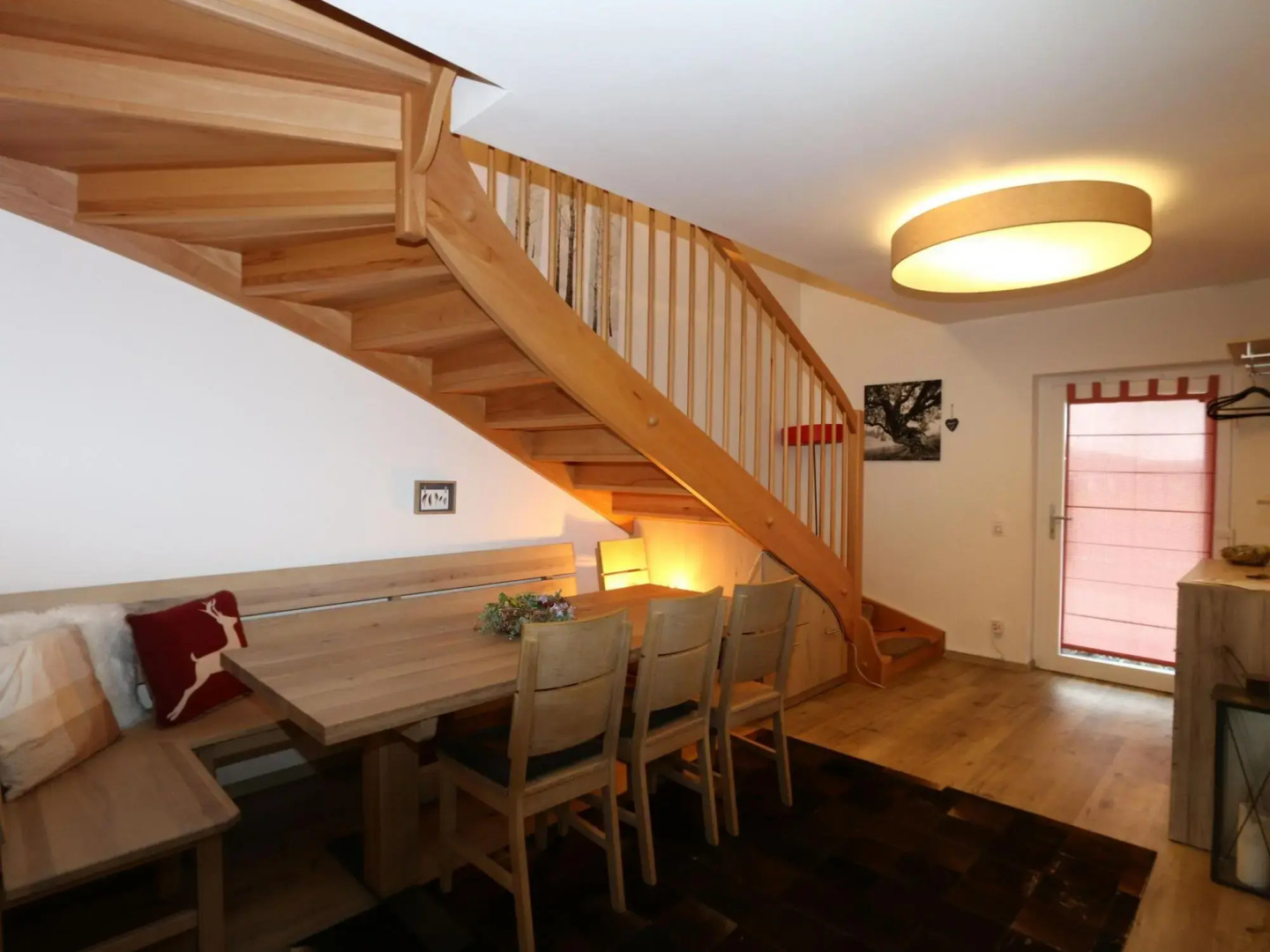 Chalet Alpenzauber mit Beheiztem Pool, Inzell