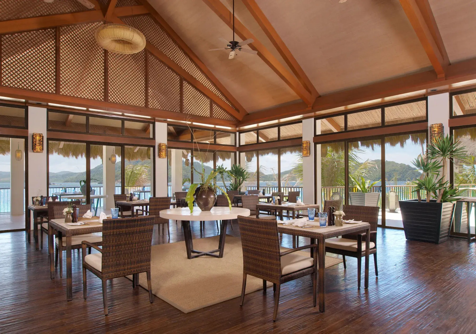 Pangulasian Island Resort