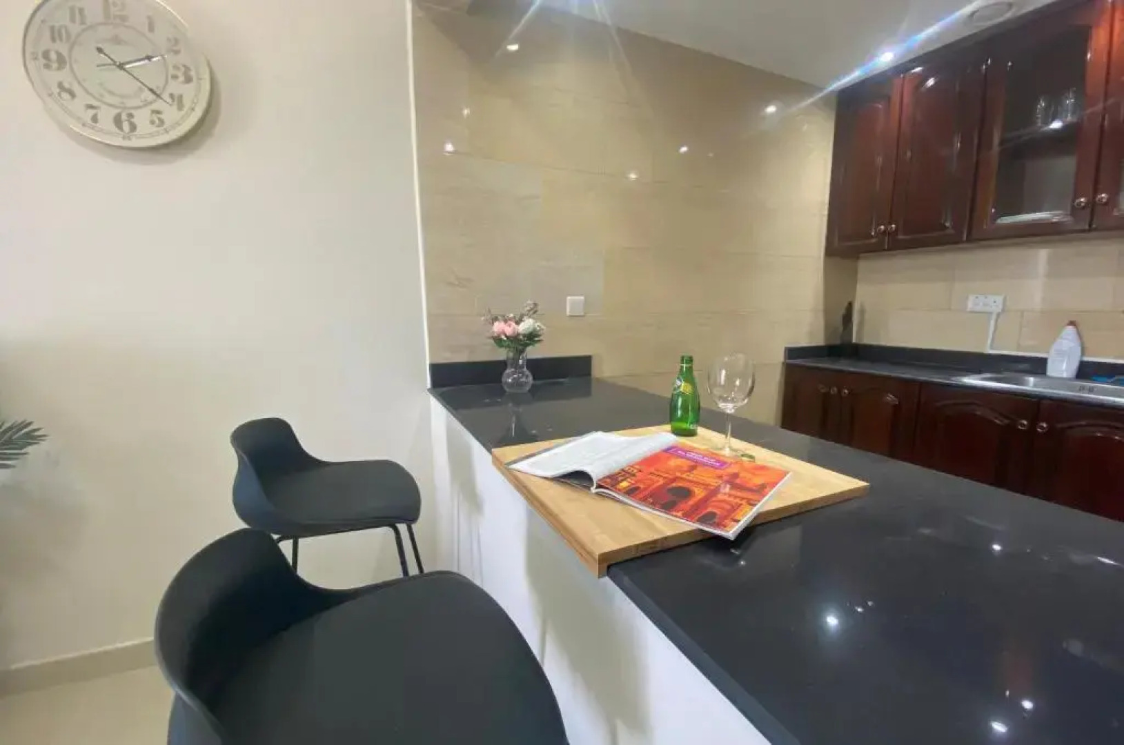 Dreamy Seaview 1 Bed (w. internet/tv/power/water)