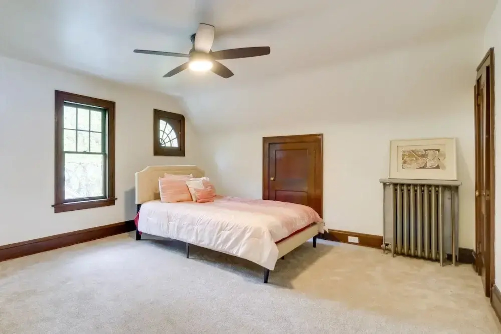 Cleveland Heights Retreat: Close to Everything!