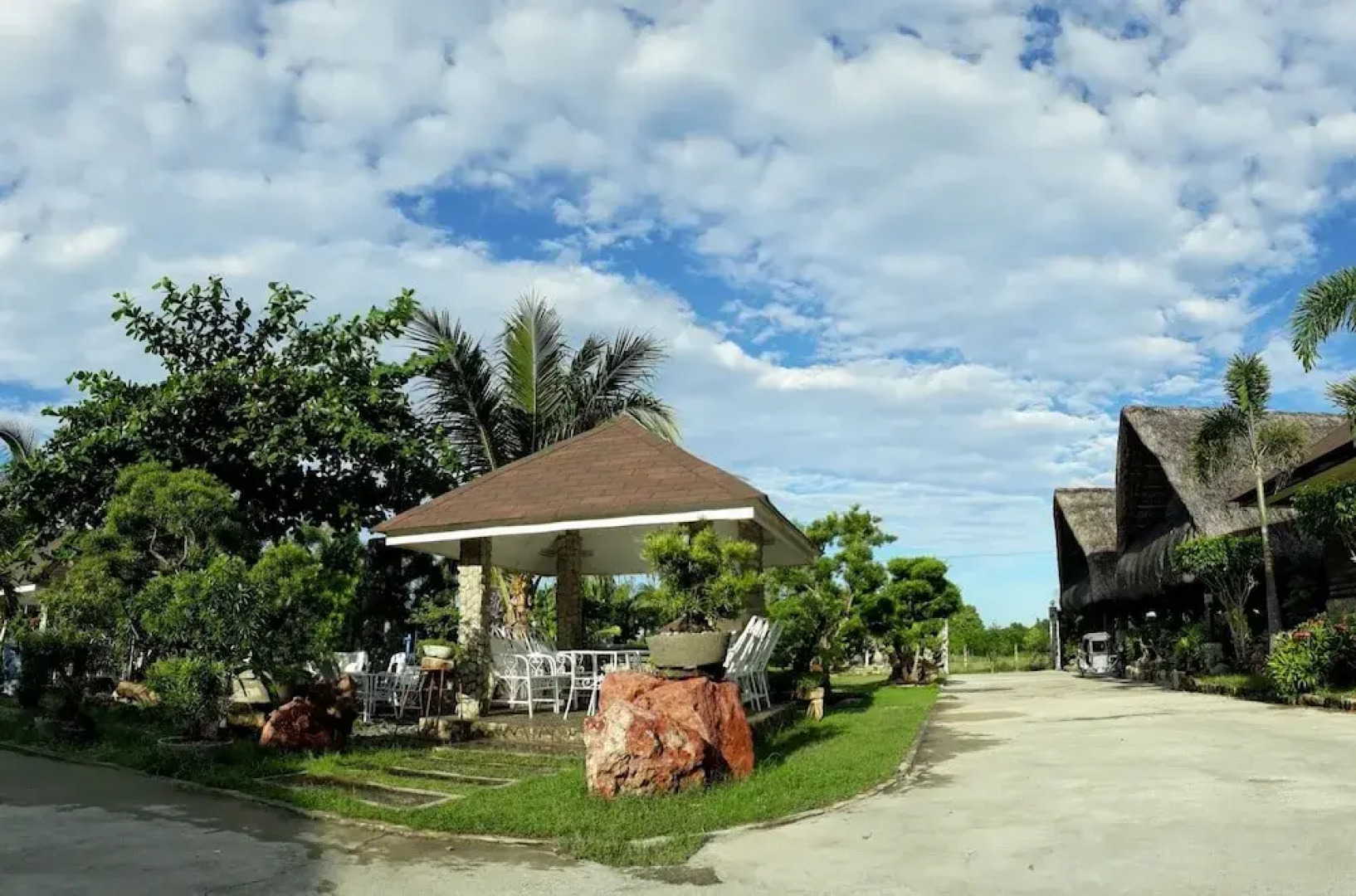 Century Gardens Hotel