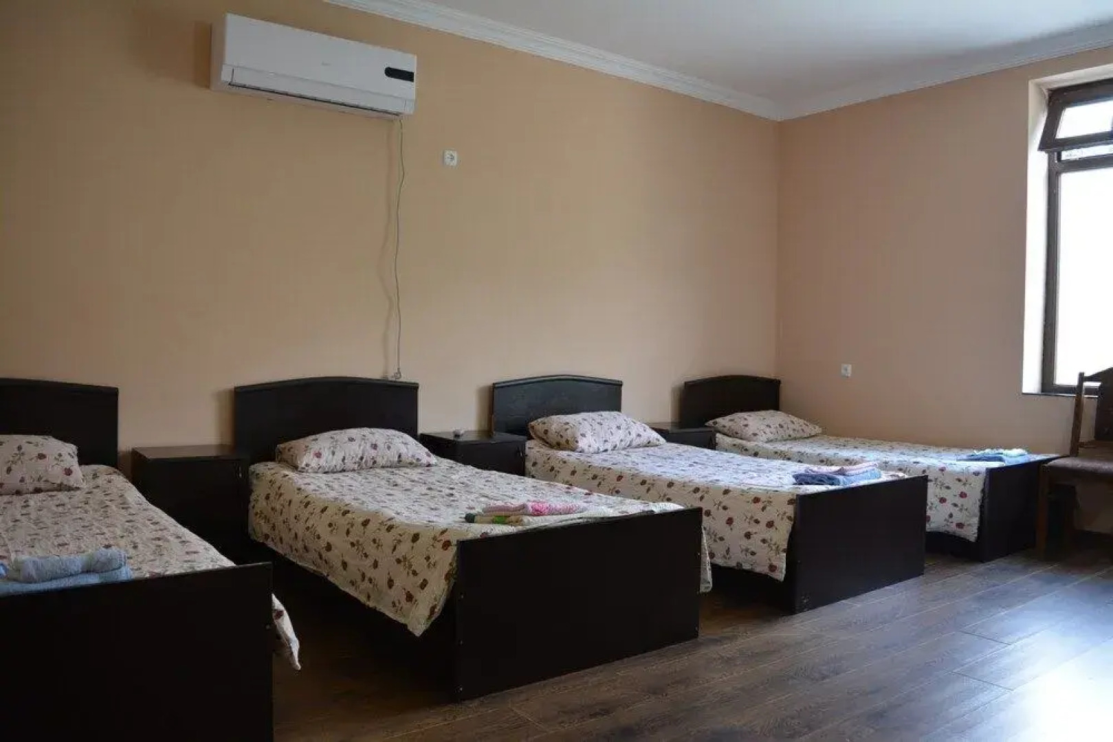 Hotel In The Middle of City