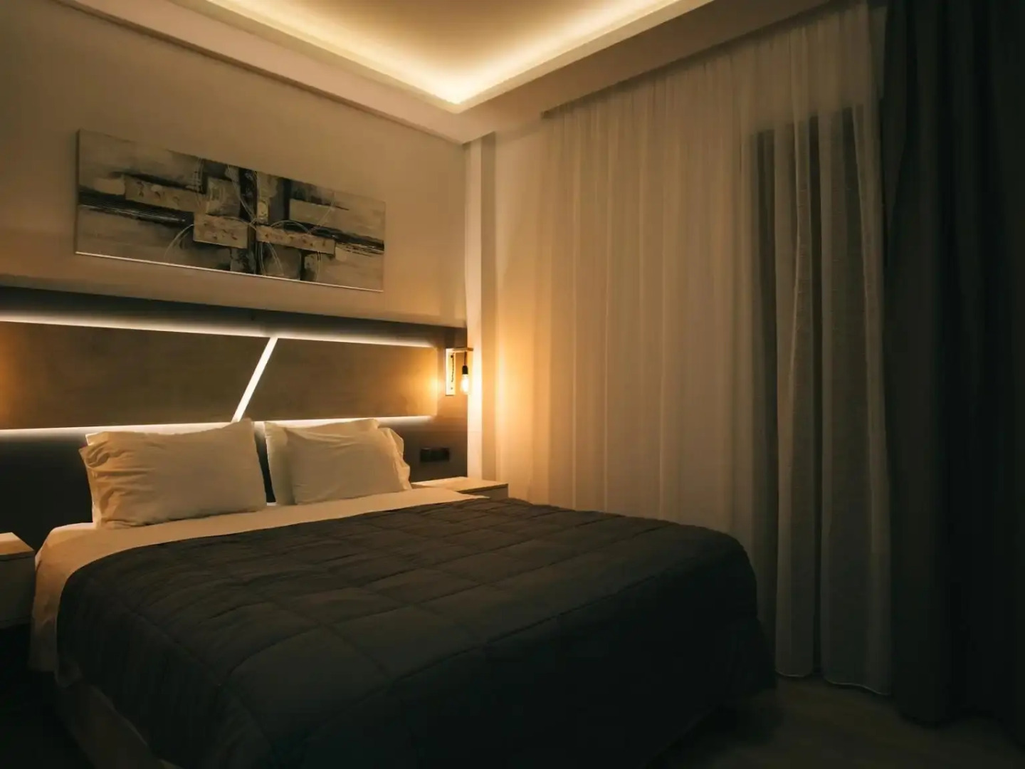 Lighthouse Apartments