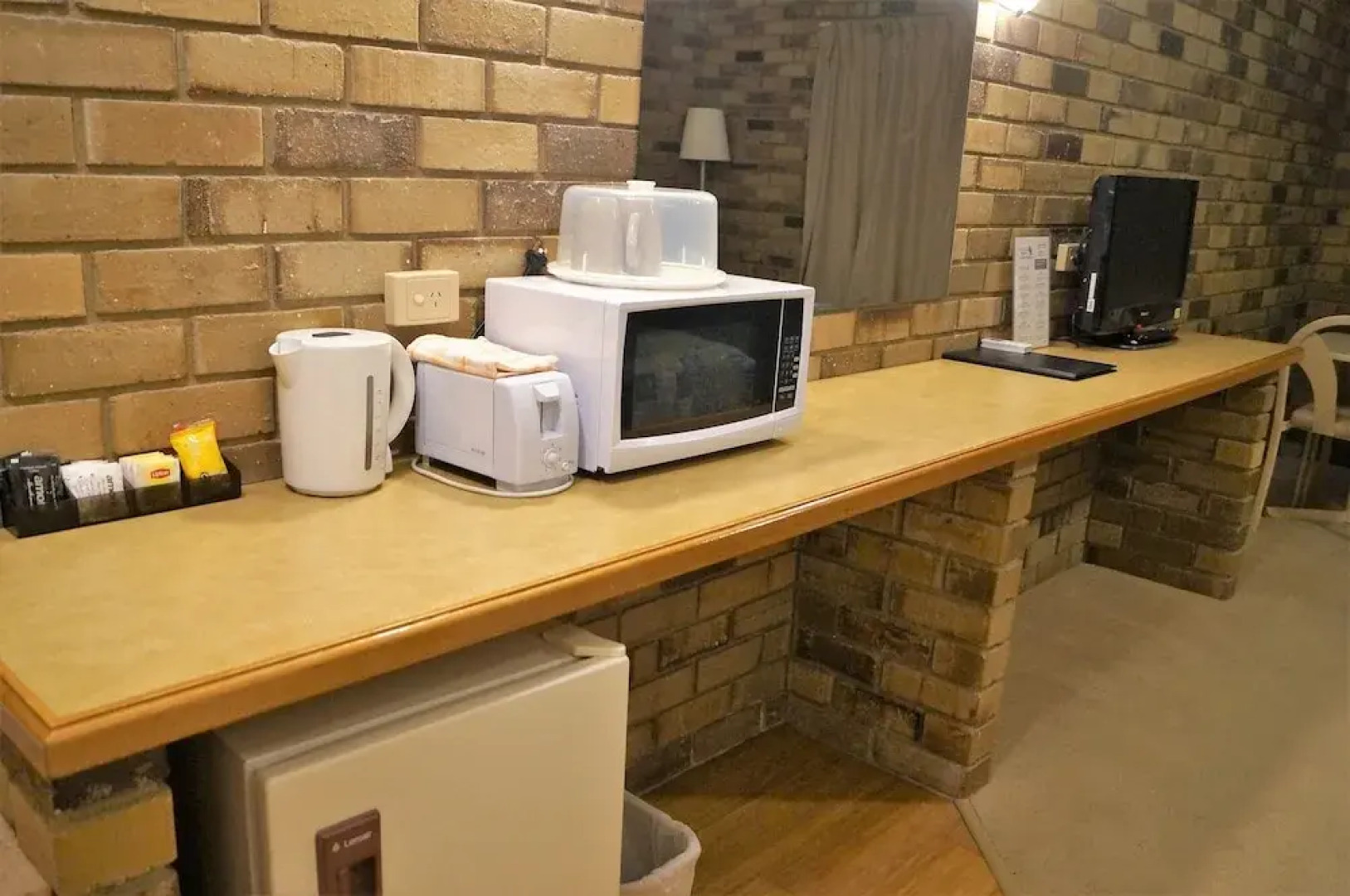 Magdala Motor Lodge & Lakeside Restaurant