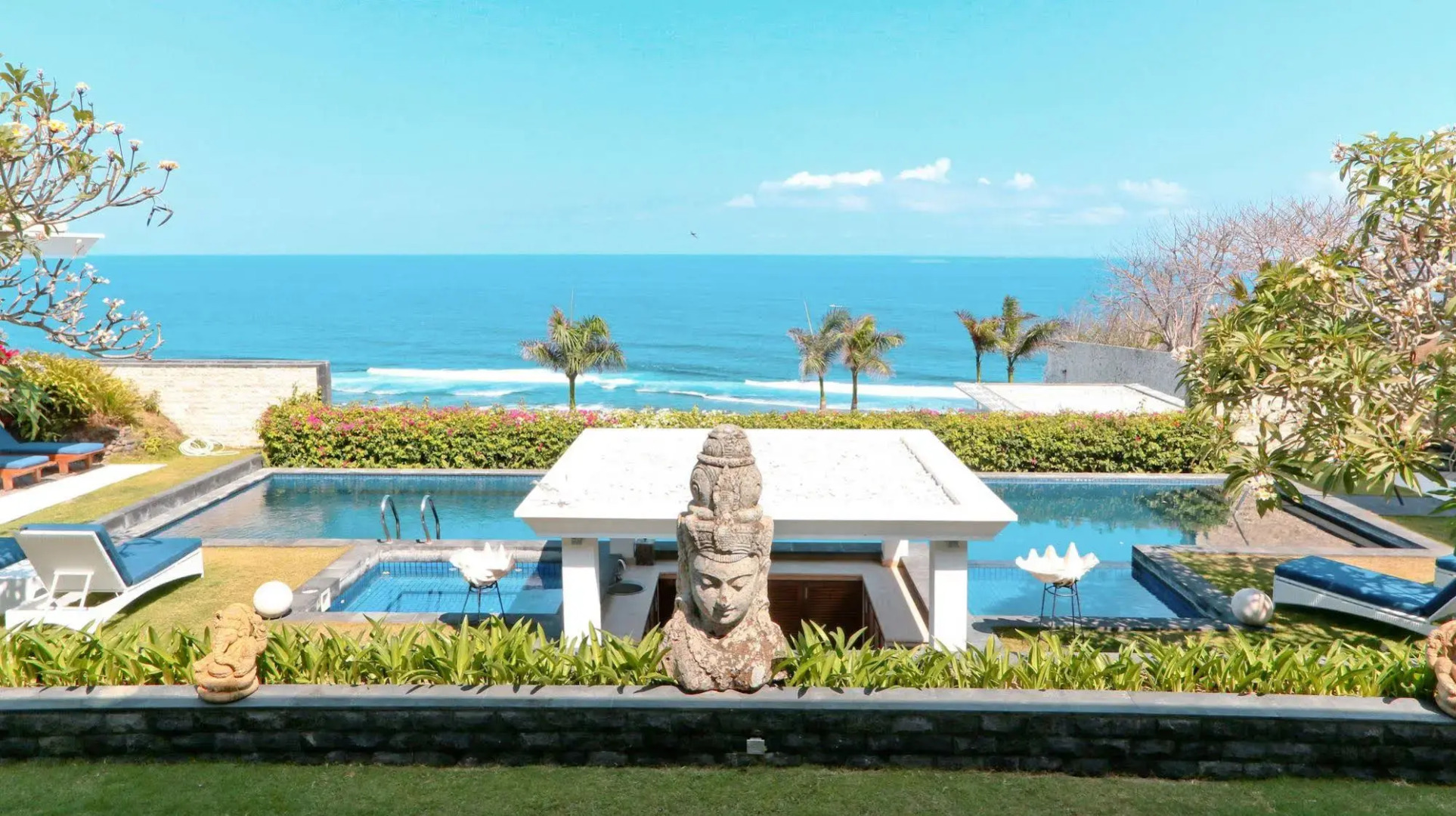 Villa Six Karang Kembar