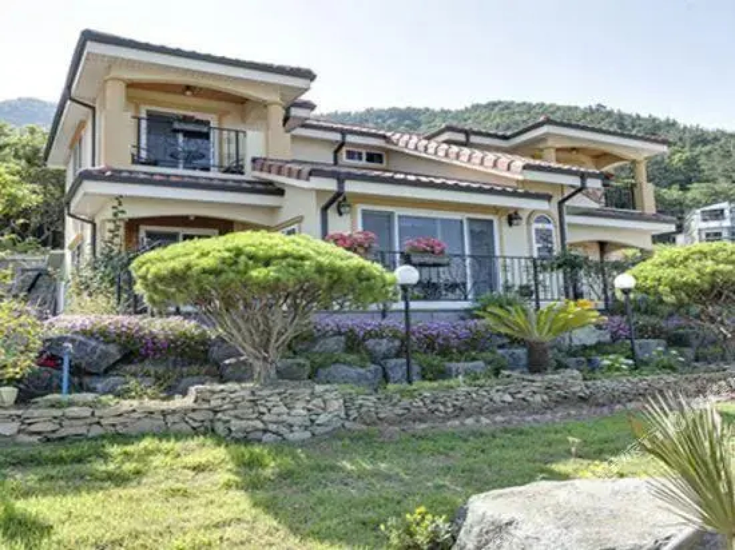 Namhae Thankyou Pension