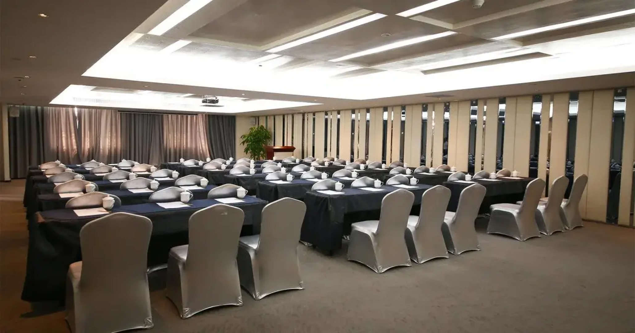 Eastone Vegetarian Culture Hotel