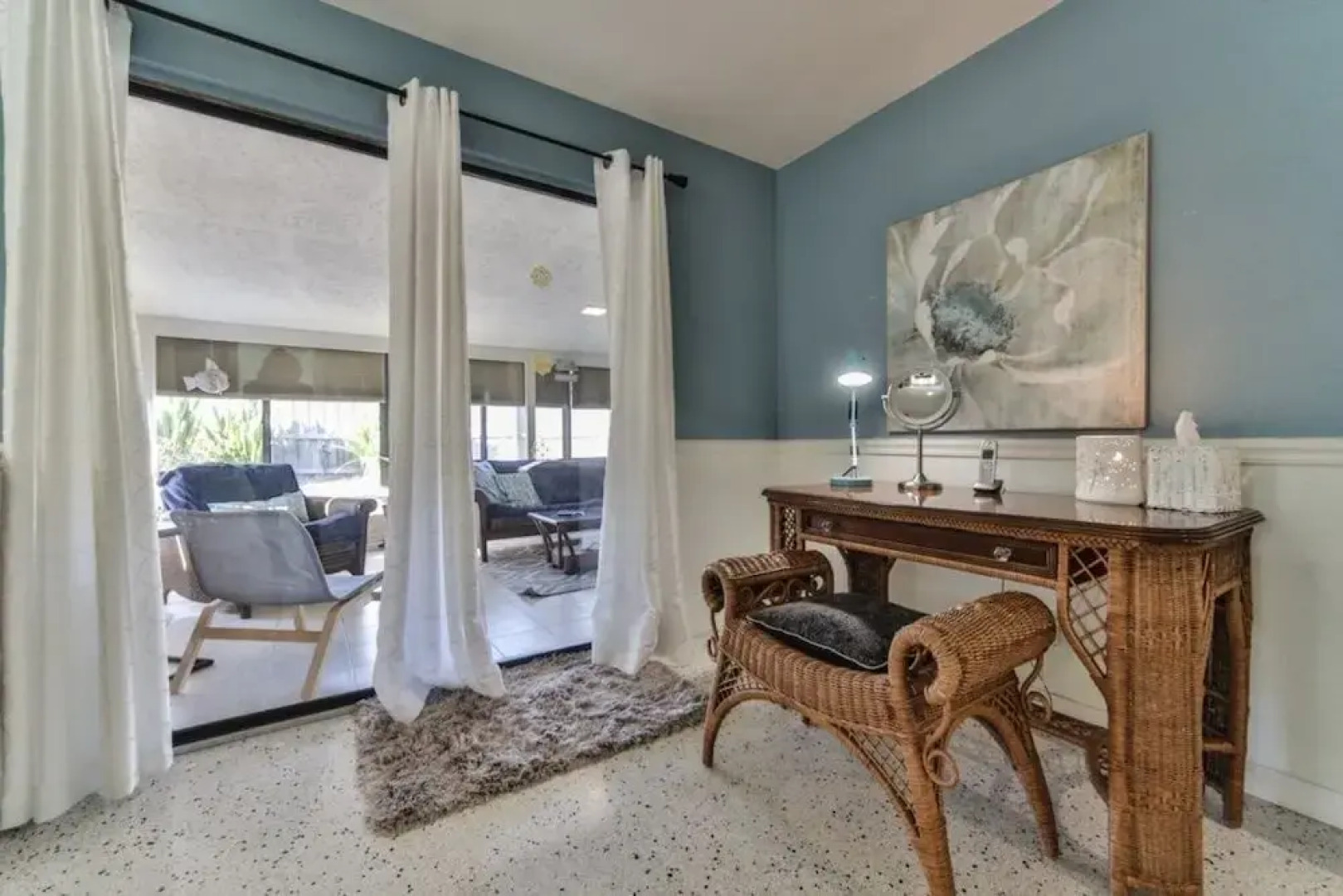 Amazing Pet Friendly 3 Bed House - Heated Pool 3 Bedroom Home by RedAwning