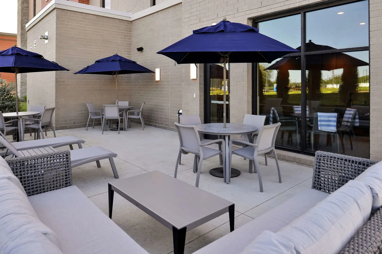 Hampton Inn Cedar Falls Downtown