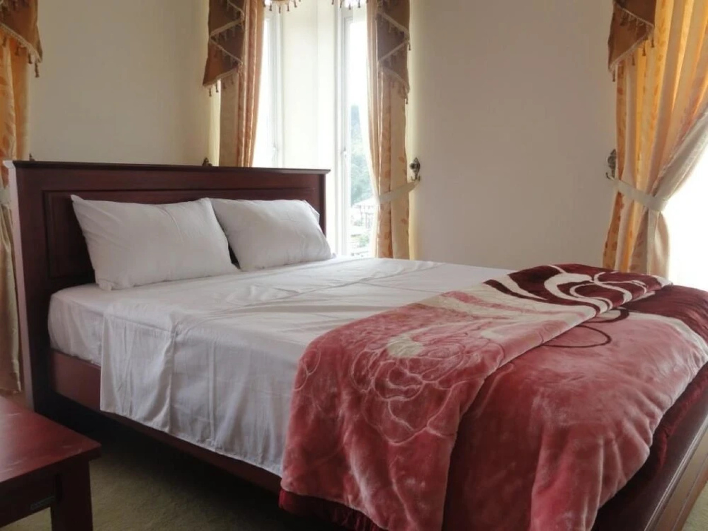 City Apartment (Serviced Apartment)