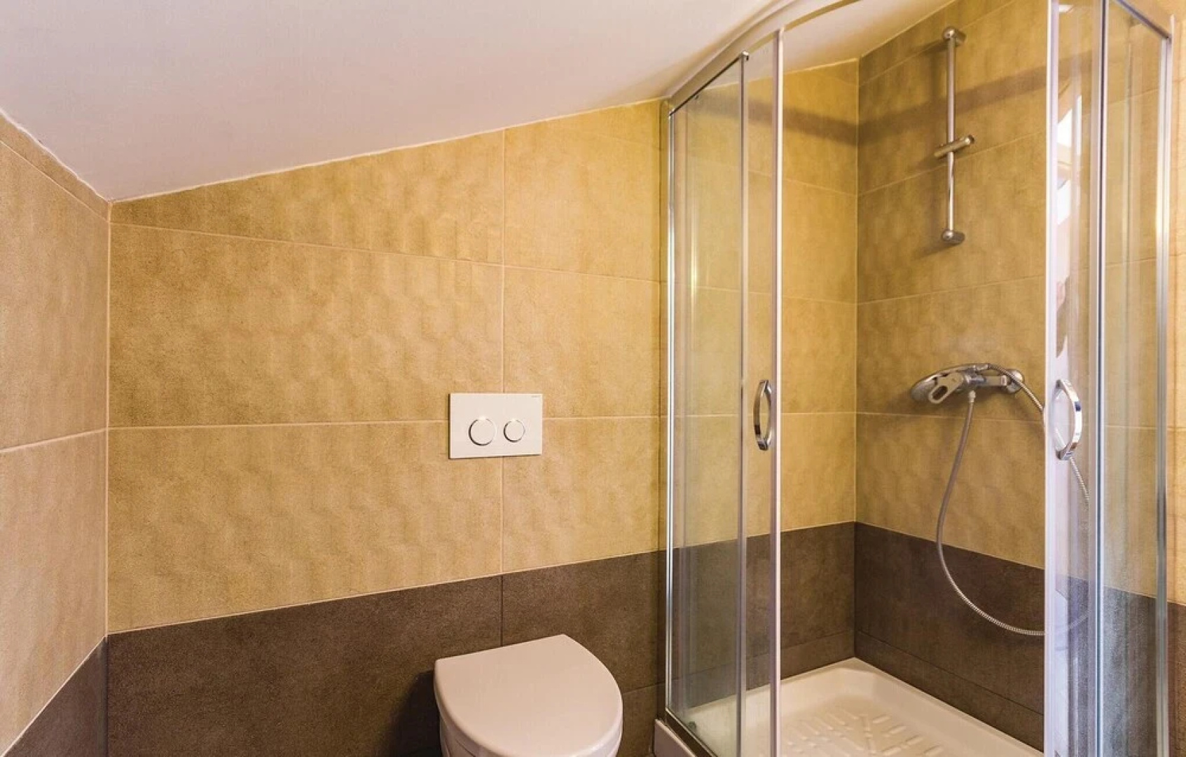 Beautiful Home in Medulin With Wifi and 3 Bedrooms