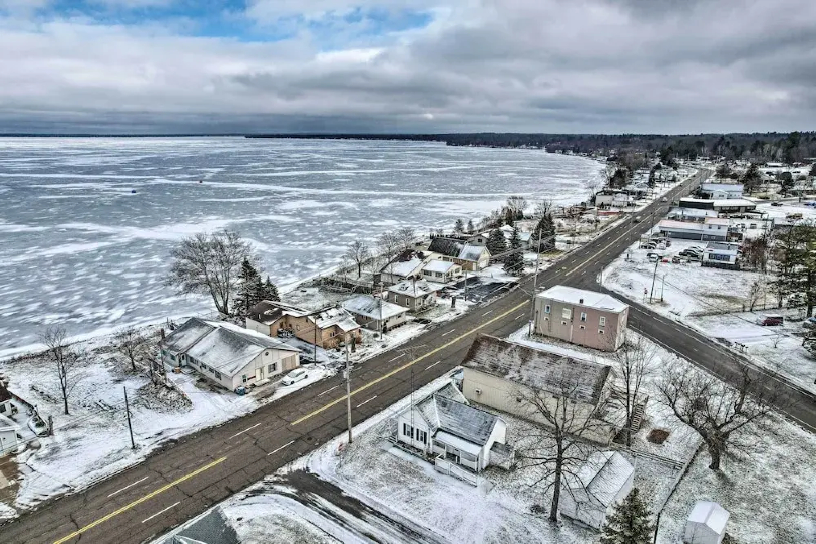 Historic Houghton Lake Getaway Near Shoreline