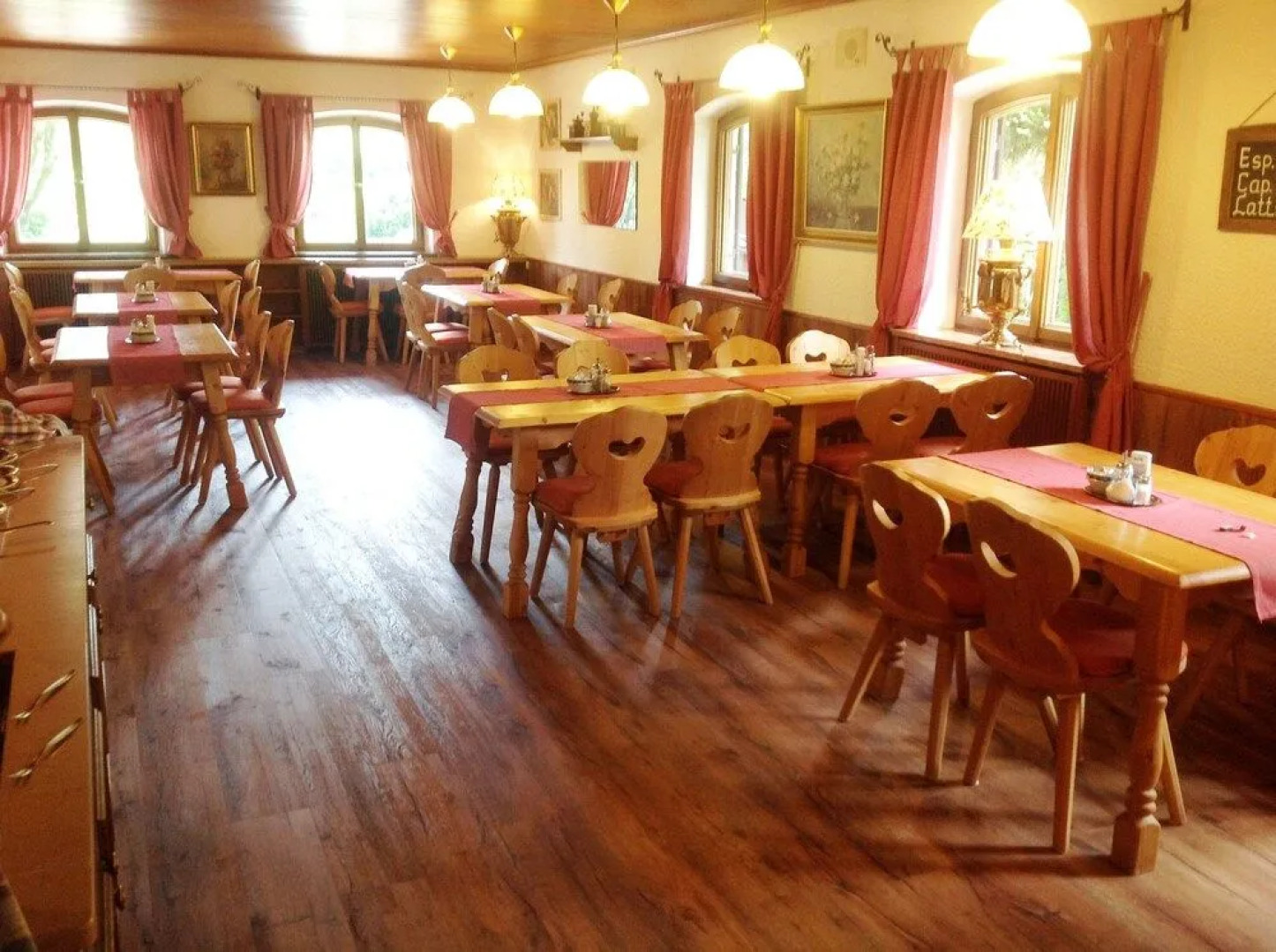 Zellerwirt Hotel & Restaurant