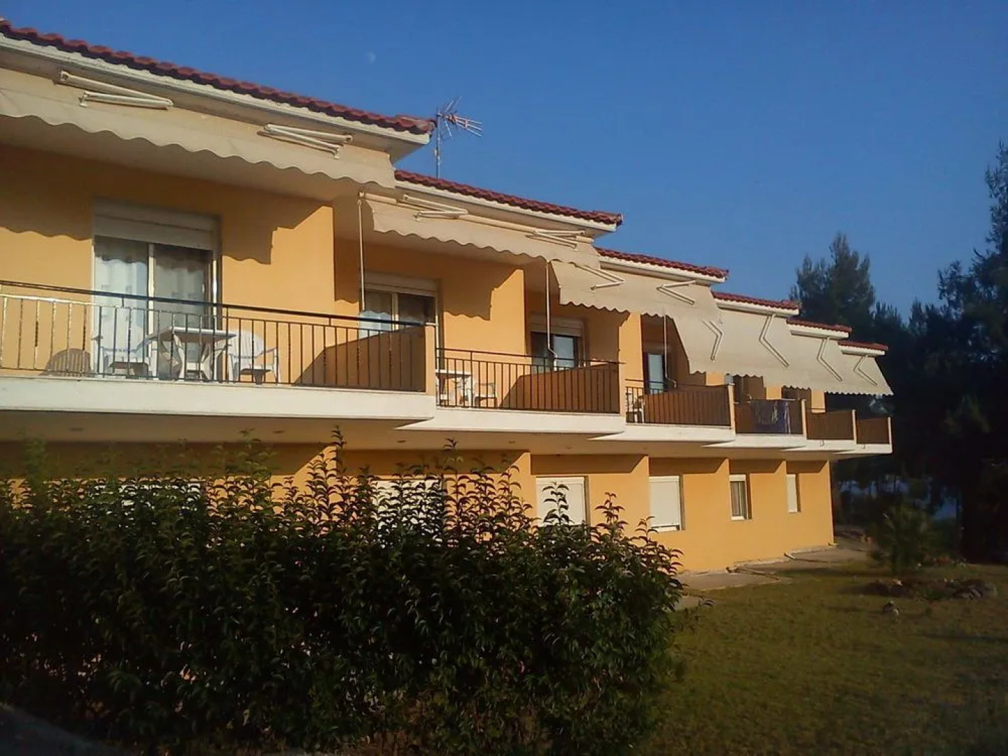 Red Coral Apartments