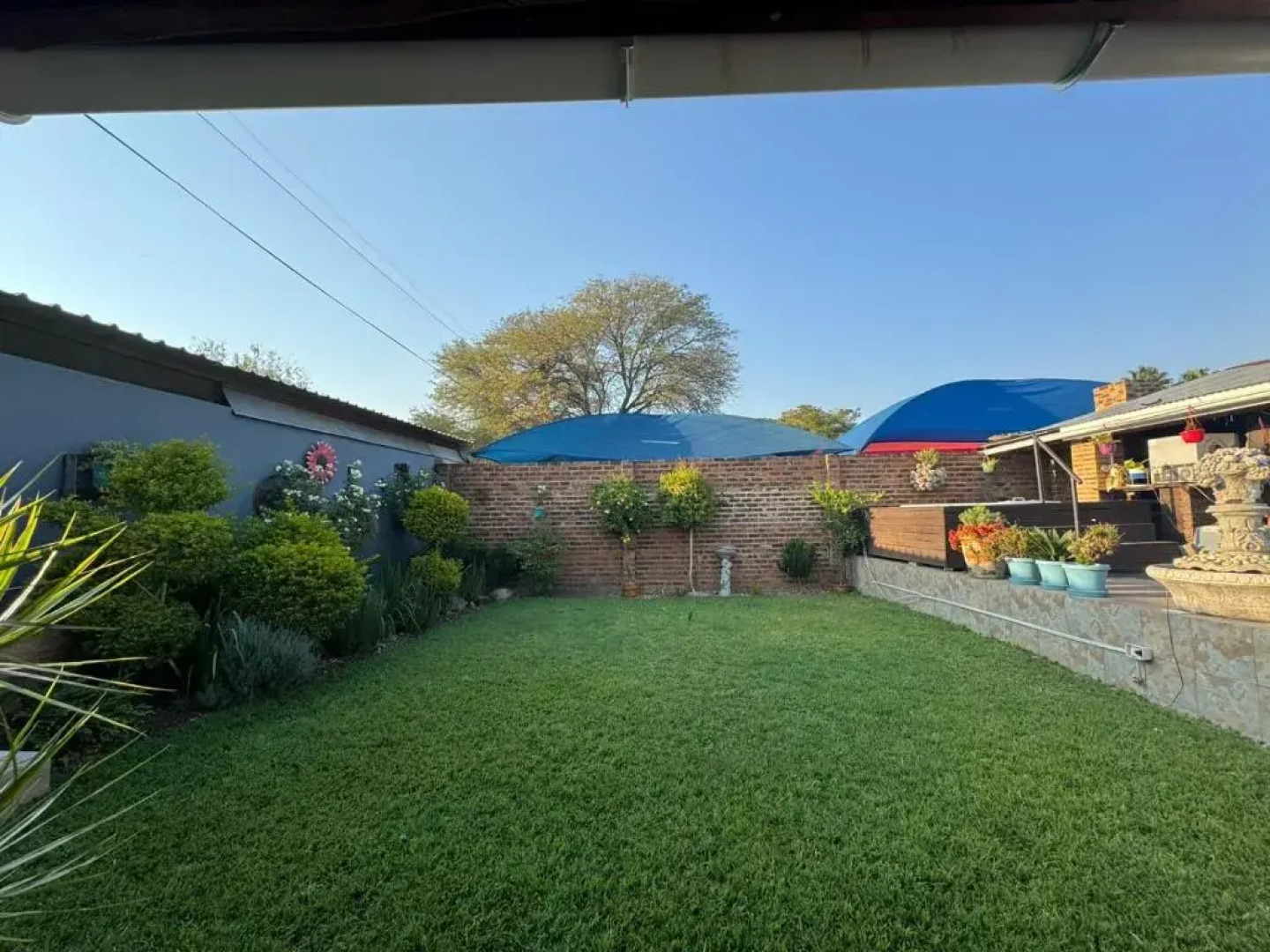 Paul & Mollie's Guest House