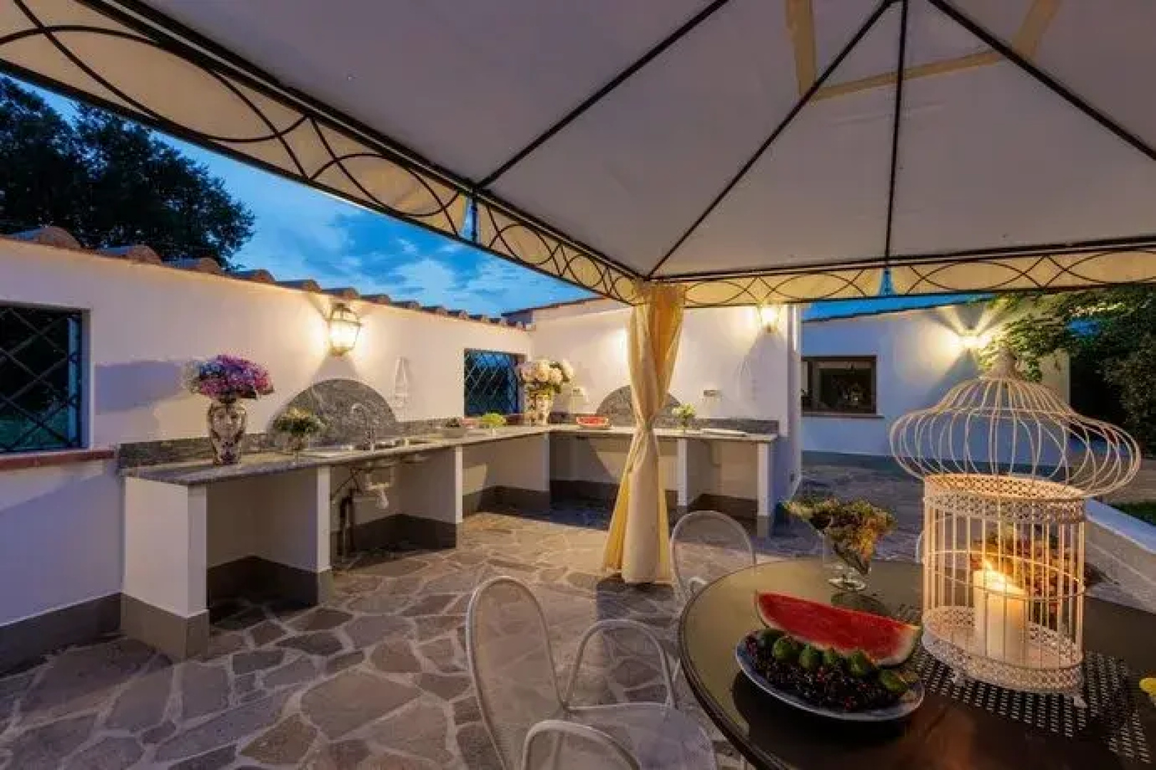 Villa Alpaca in Orentano