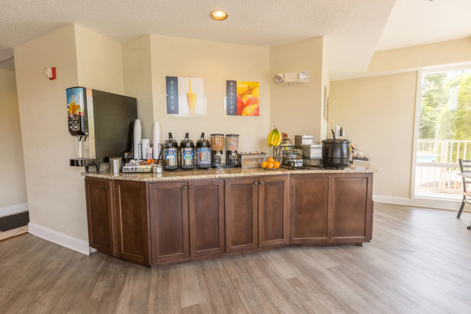 Twin Mountain Inn & Suites