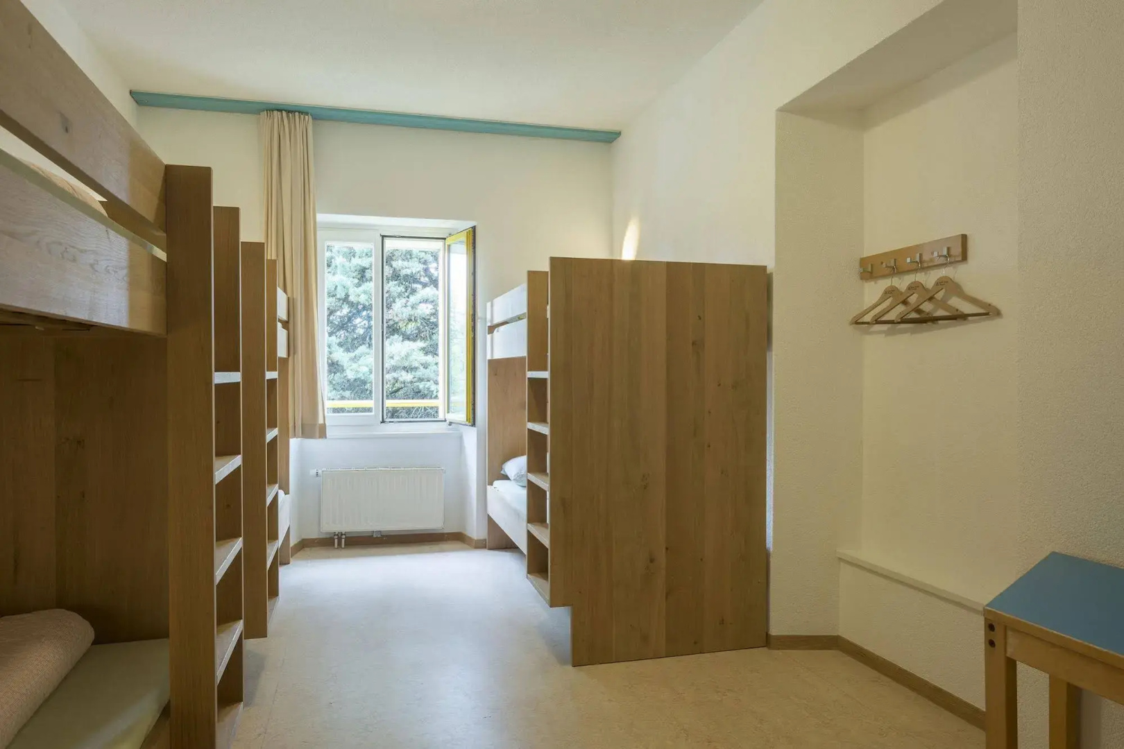 Youth Hostel Montreux