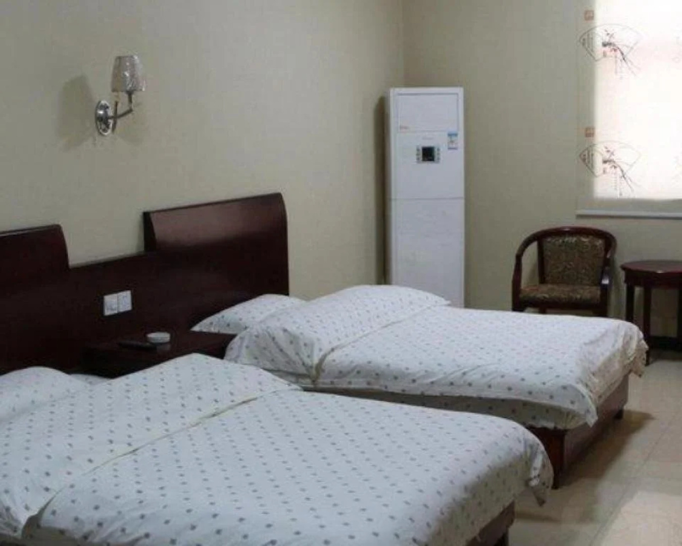 Jiuhua Mountain 7766 Business Hotel