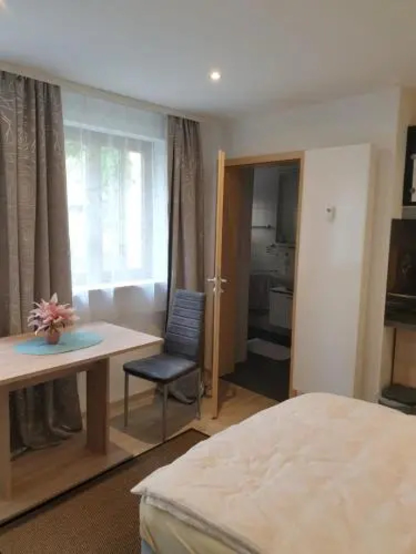 Hausner's Apartments