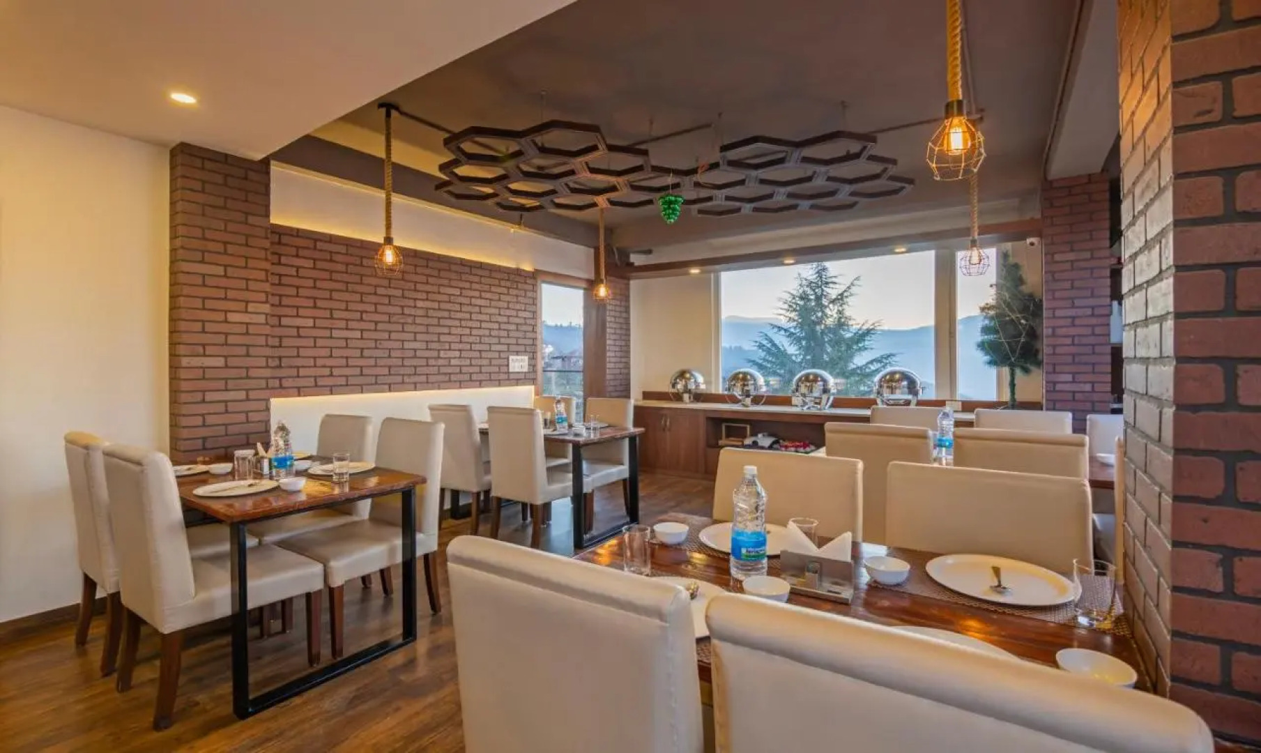 Treebo The Northern Retreat Resort With Mountain View