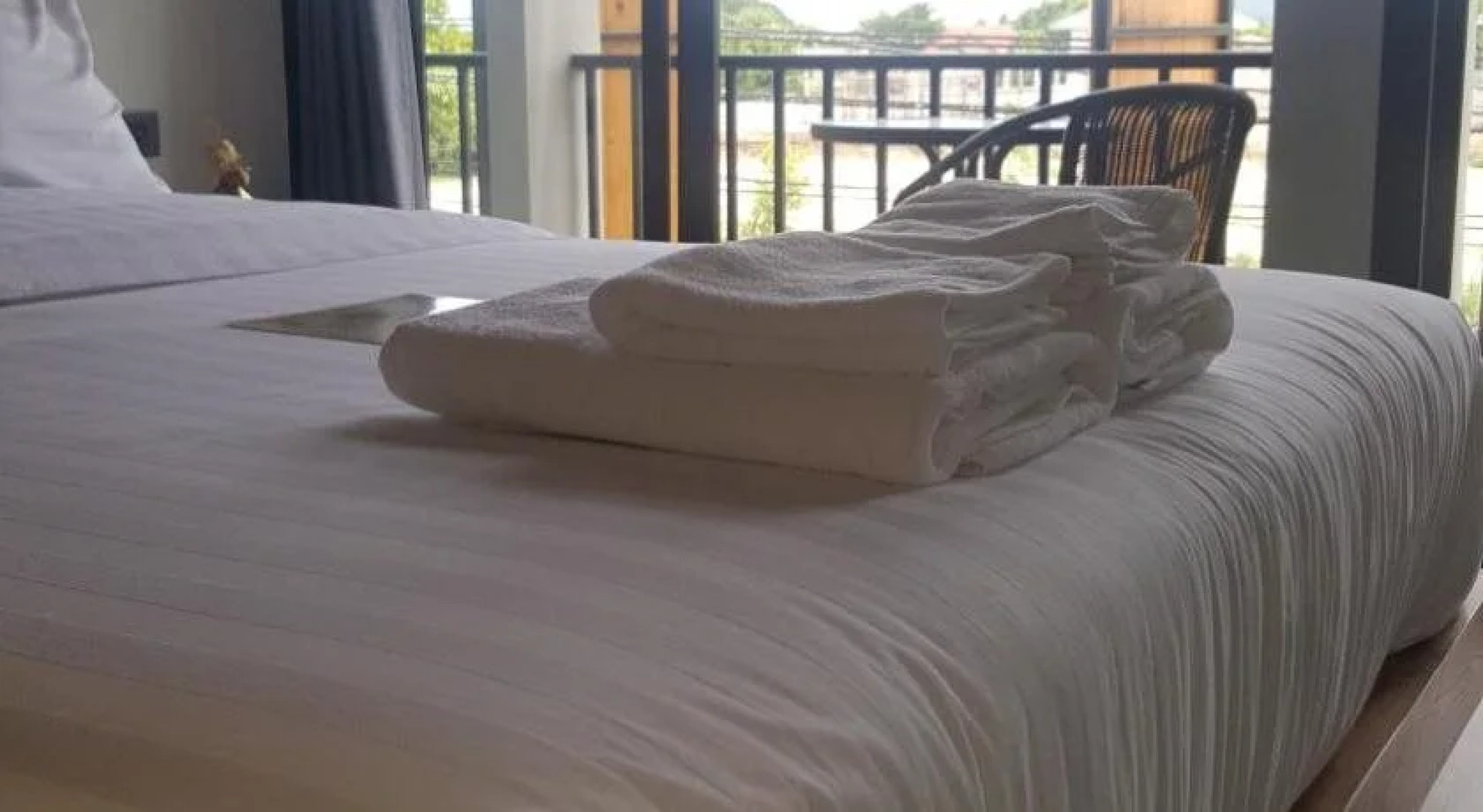 Saya Loft Hostel Lopburi